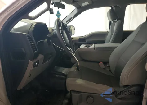 2017 Ford F150 Super Cab z USA, uszkodzony, nr VIN 1FTEX1C8XHKD13050